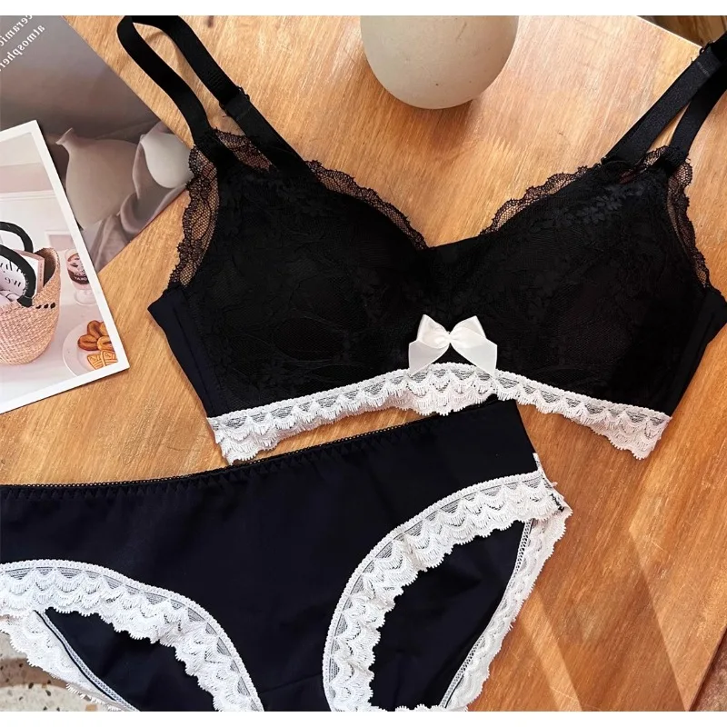 French Lace Bra Wireless Push Up Bralette for Small Bust Adjustable Straps Anti Sagging Support Sexy Lace Up Lingerie Panty Set